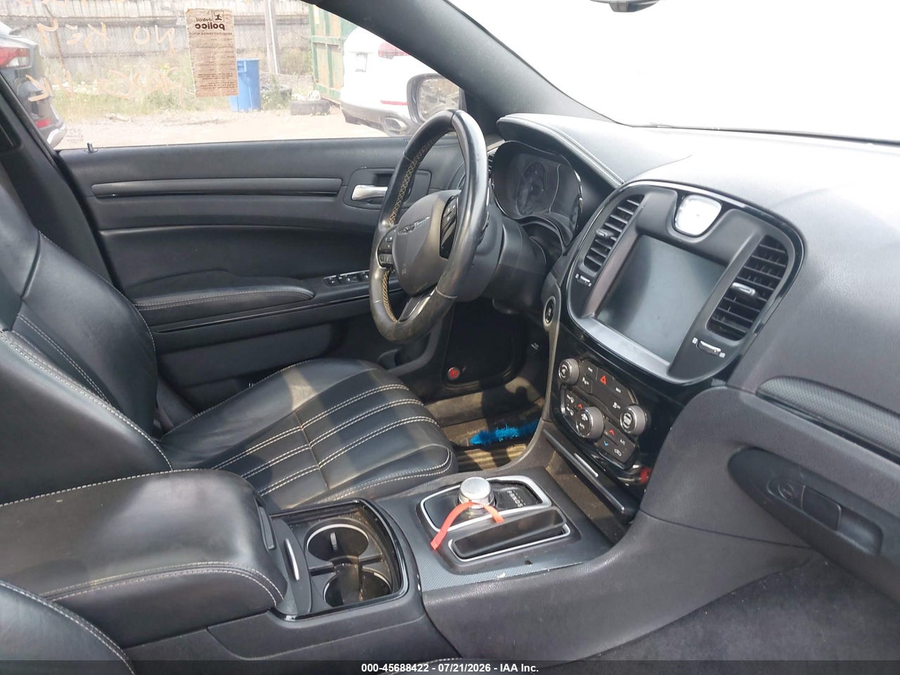 2C3CCAGG2FH****** · 2015 CHRYSLER 300   · 5/11