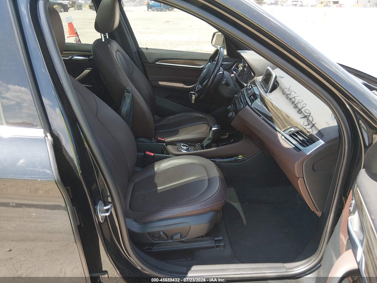 2016 BMW X1 XDRIVE28I · 5/11