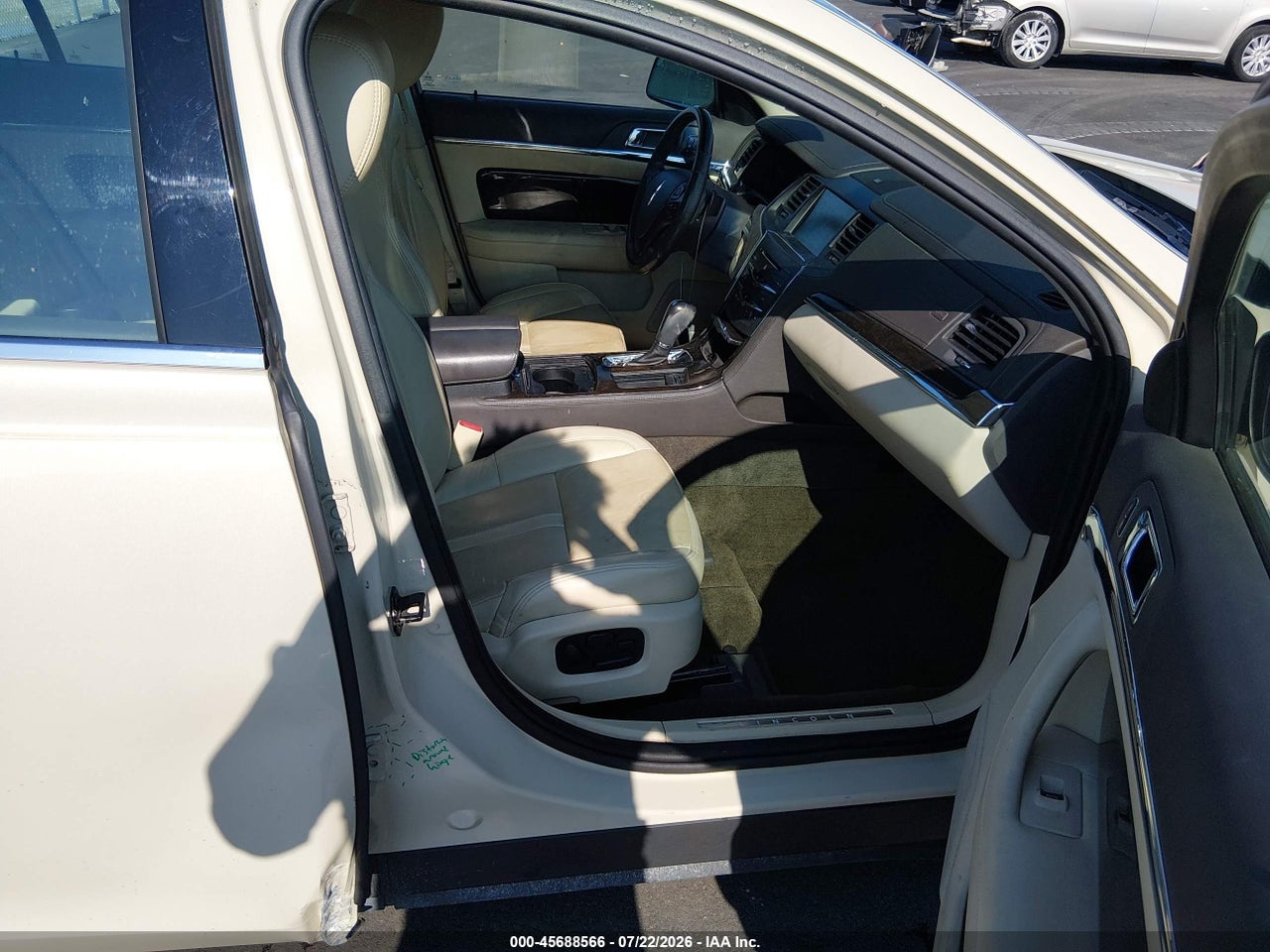 1LNHL9DK8EG****** · 2014 LINCOLN MKS   · 5/11