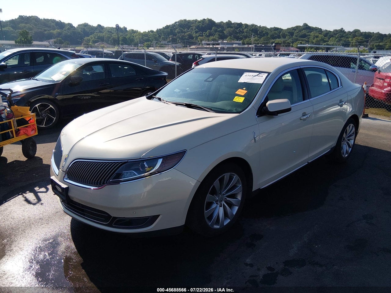 1LNHL9DK8EG****** · 2014 LINCOLN MKS   · 2/11