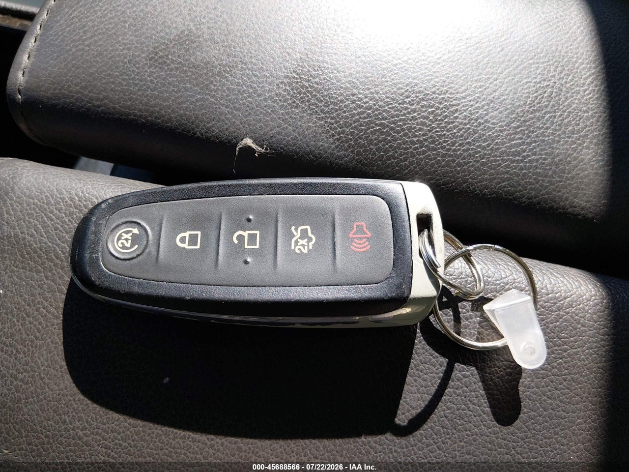 1LNHL9DK8EG****** · 2014 LINCOLN MKS   · 11/11