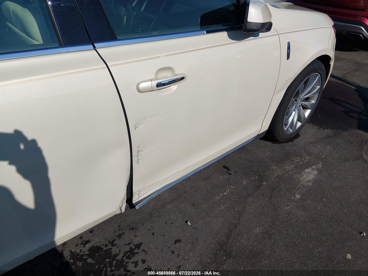 1LNHL9DK8EG****** · 2014 LINCOLN MKS   · 6/11