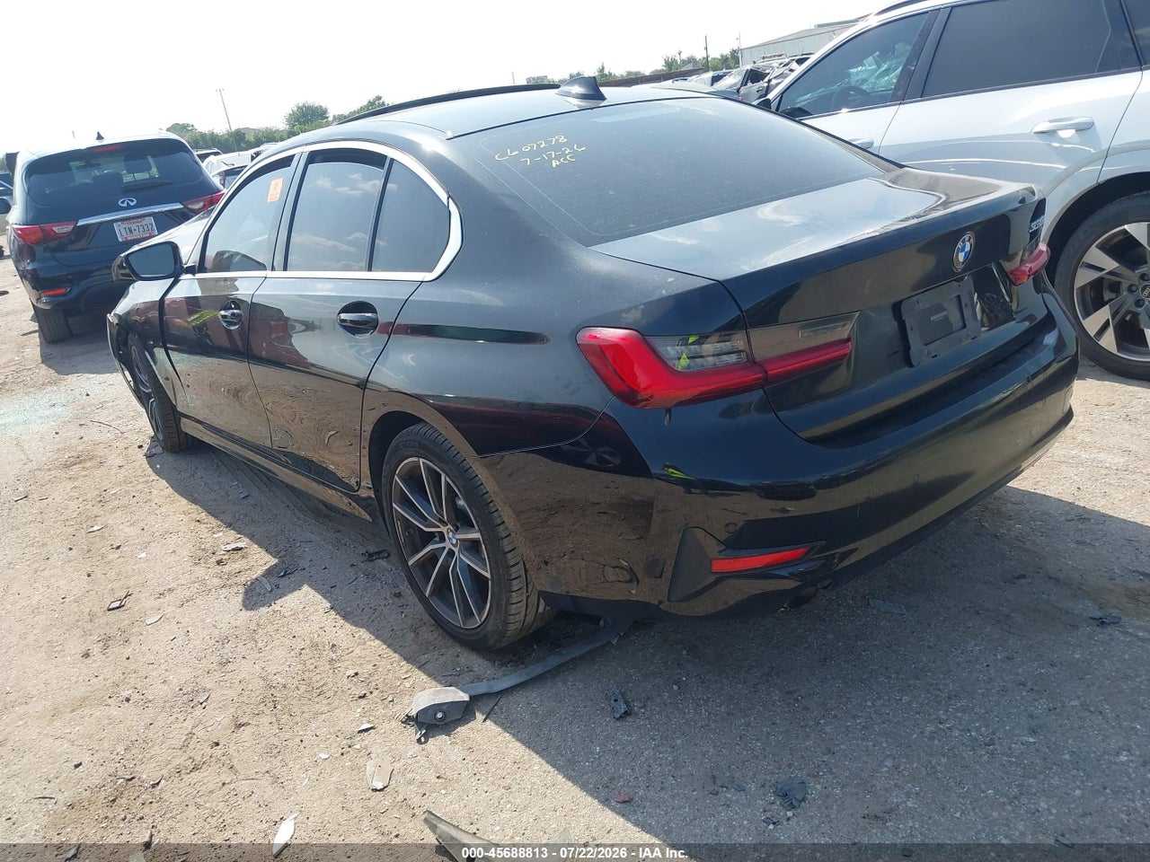 2020 BMW 330I   · 3/10