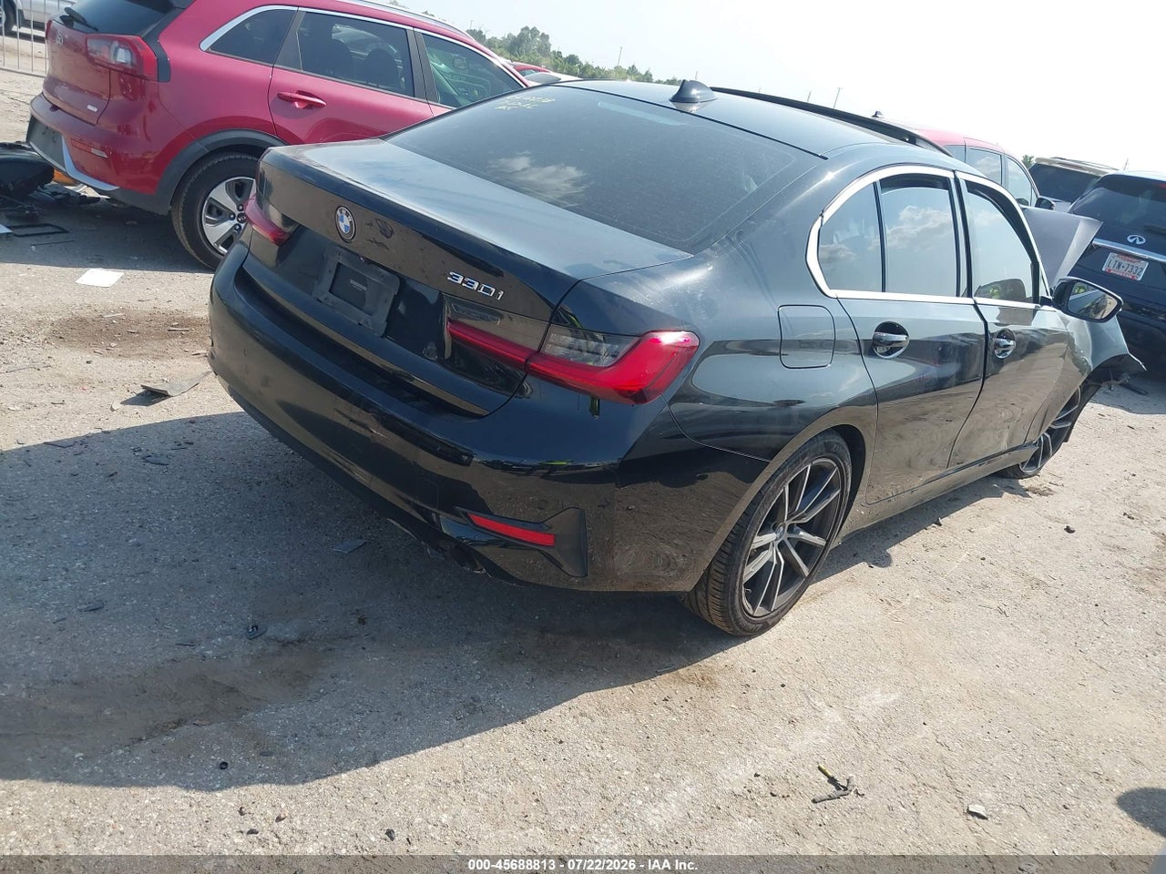 2020 BMW 330I   · 4/10