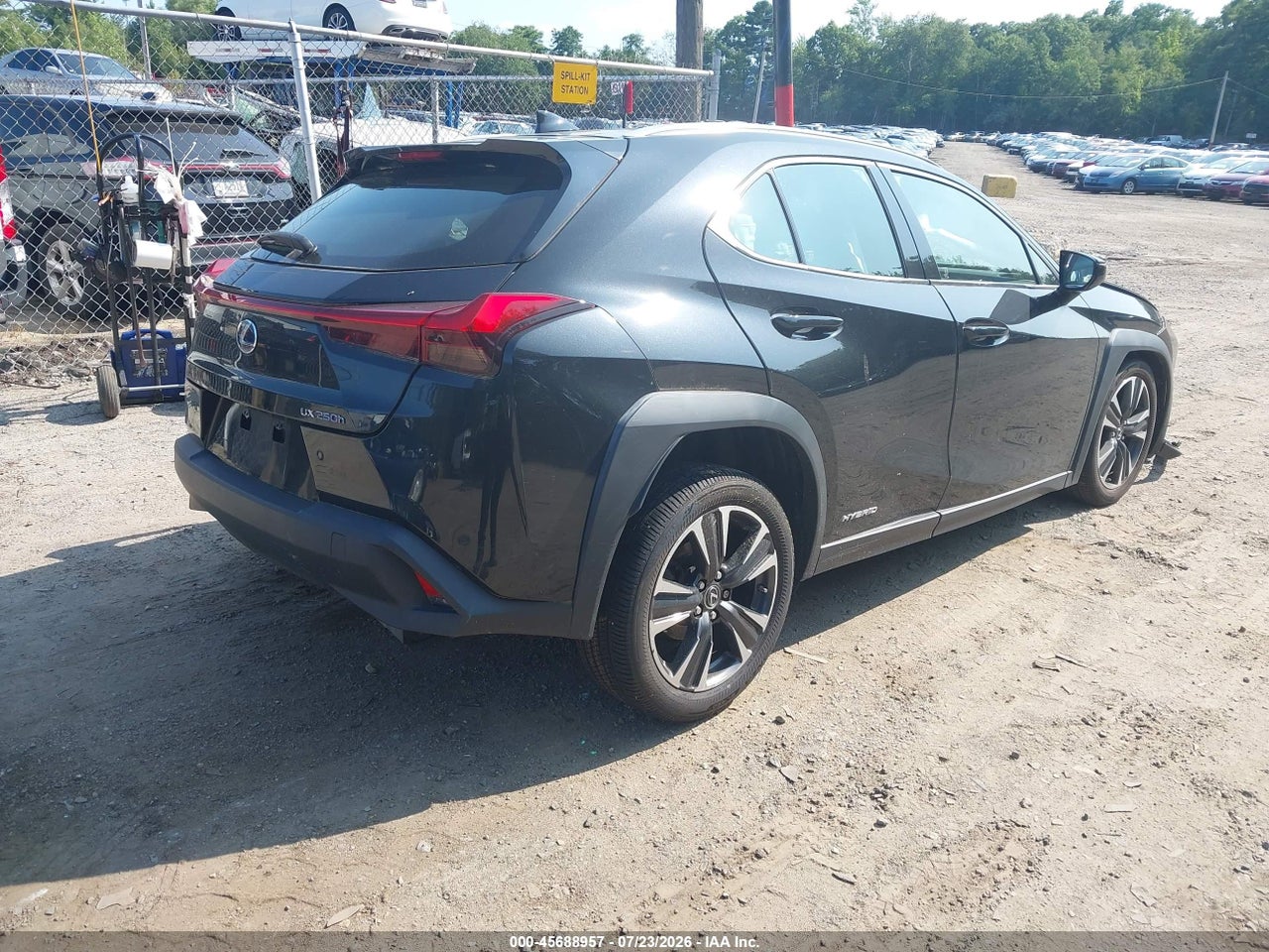 2021 LEXUS UX 250H · 4/10