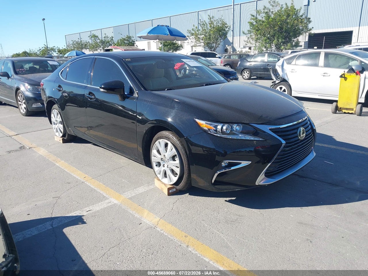 JTHBK1GG3F2****** · 2015 LEXUS ES 350