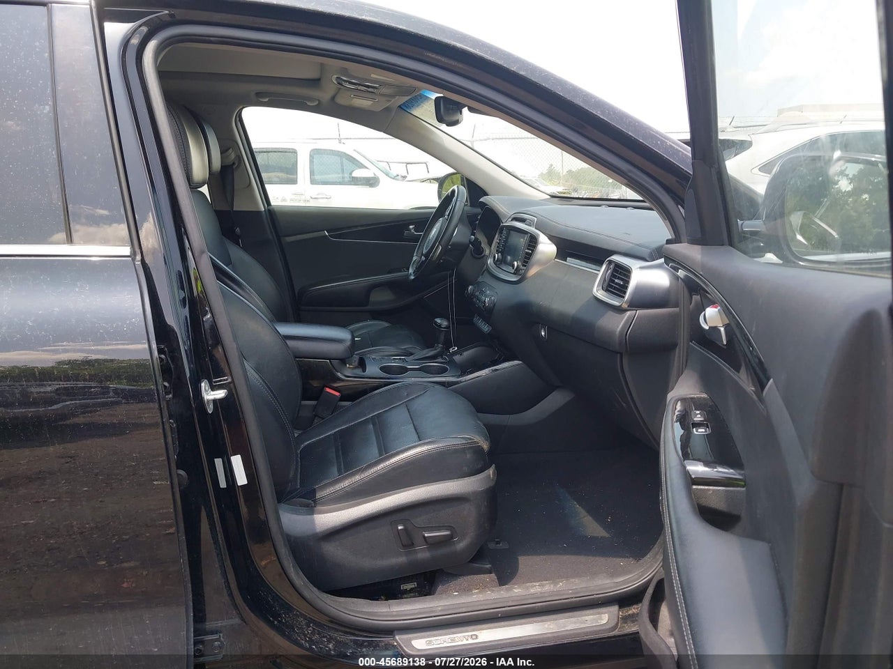 2017 KIA SORENTO 3.3L SX · 5/11
