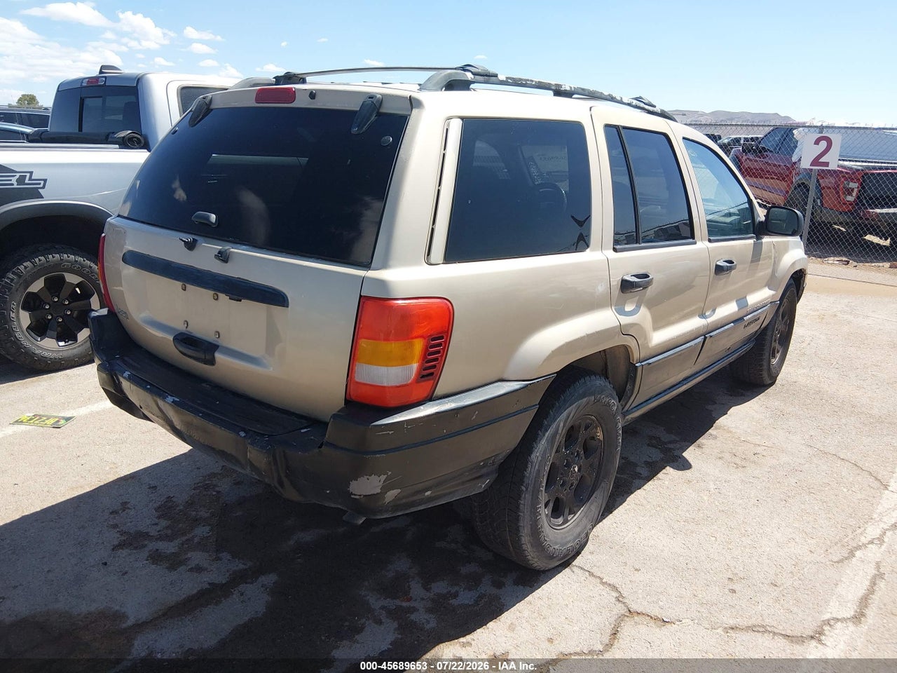 2000 JEEP GRAND CHEROKEE LAREDO · 4/11