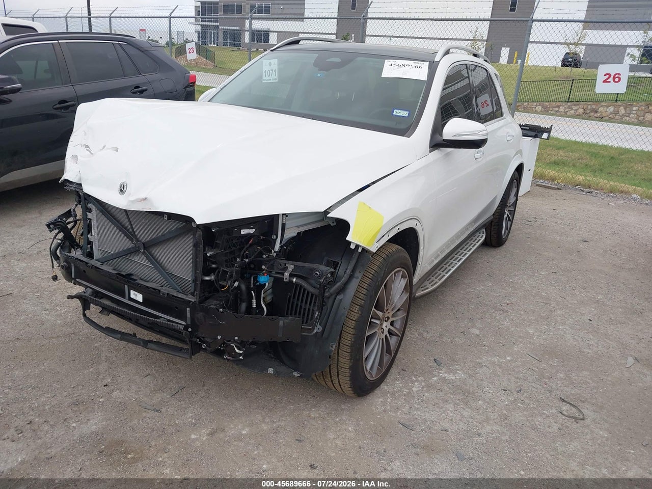 2026 MERCEDES-BENZ GLE 350 · 2/11