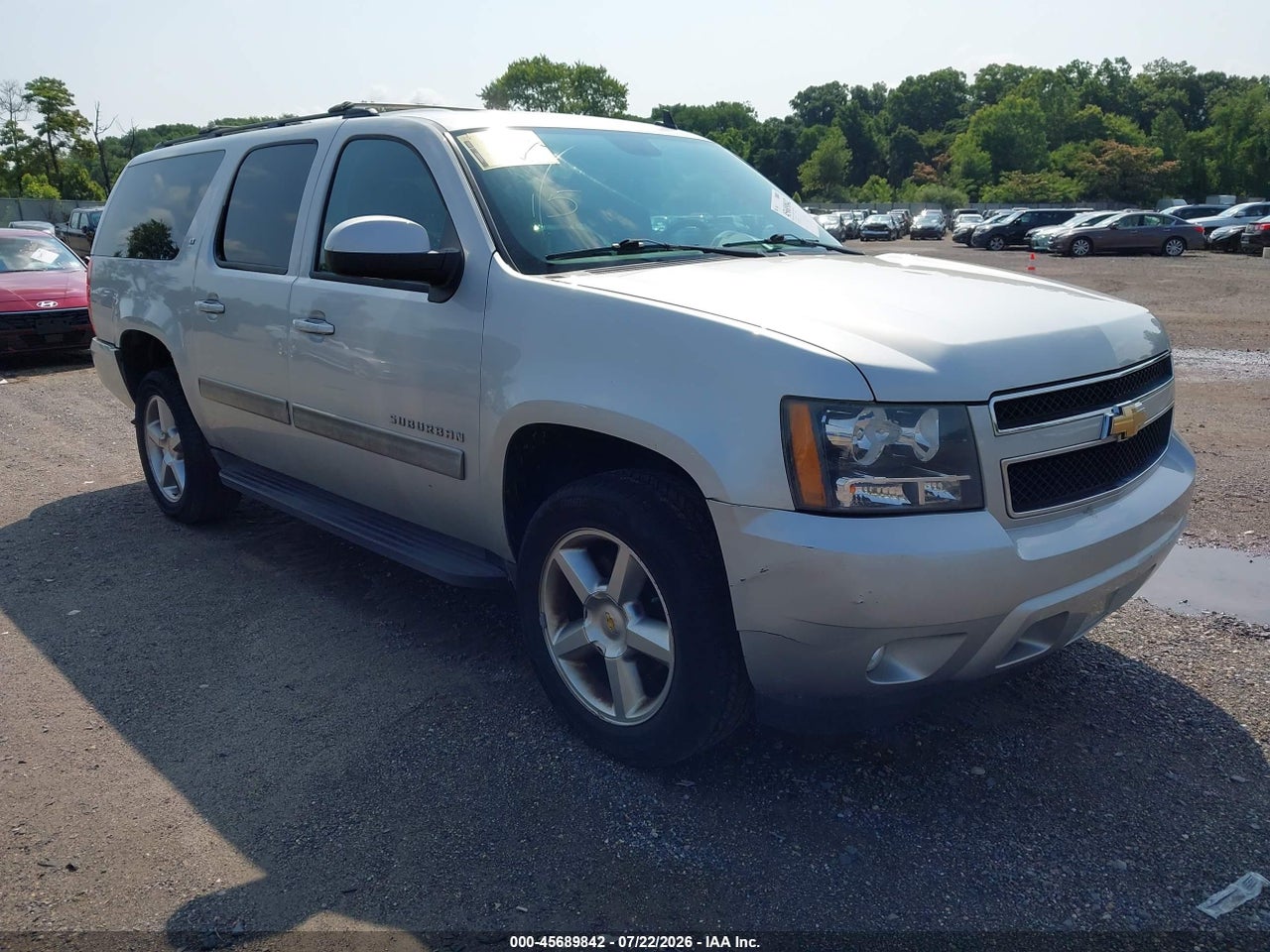 1GNSKJE34BR****** · 2011 CHEVROLET SUBURBAN LT