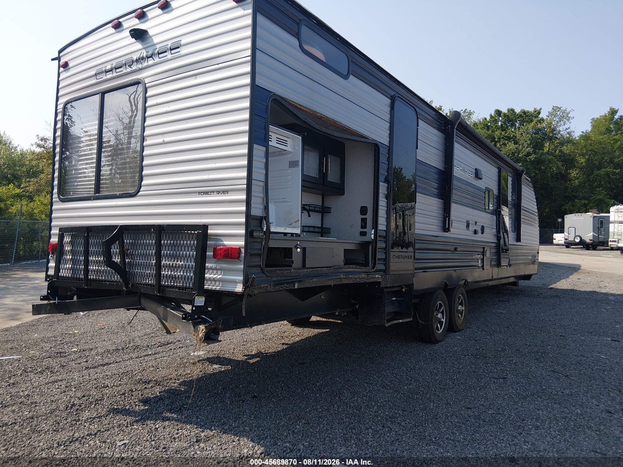 2021 FOREST RIVER CHEROKEE · 4/10
