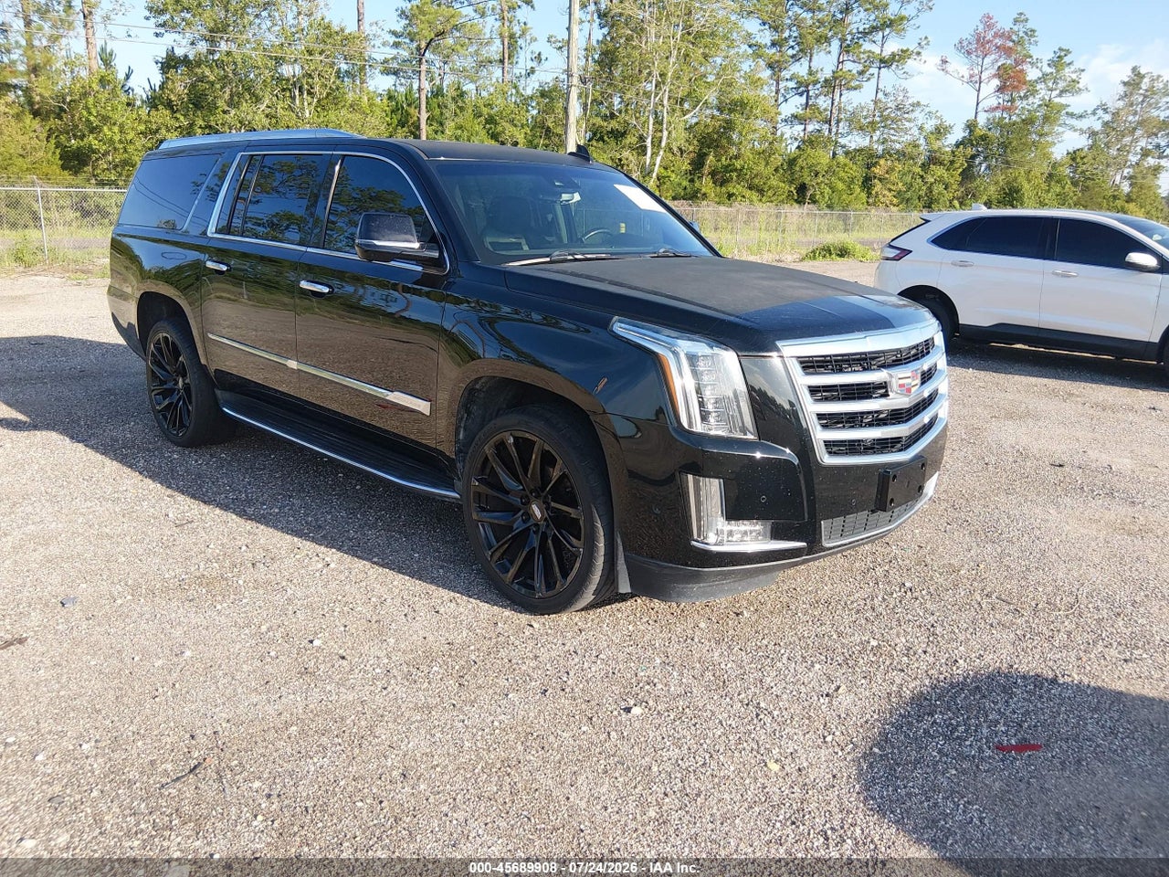 1GYS3HKJ9HR****** · 2017 CADILLAC ESCALADE ESV LUXURY