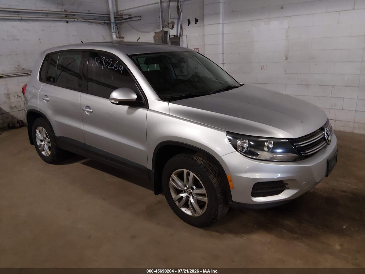 WVGBV3AX9DW****** · 2013 VOLKSWAGEN TIGUAN S