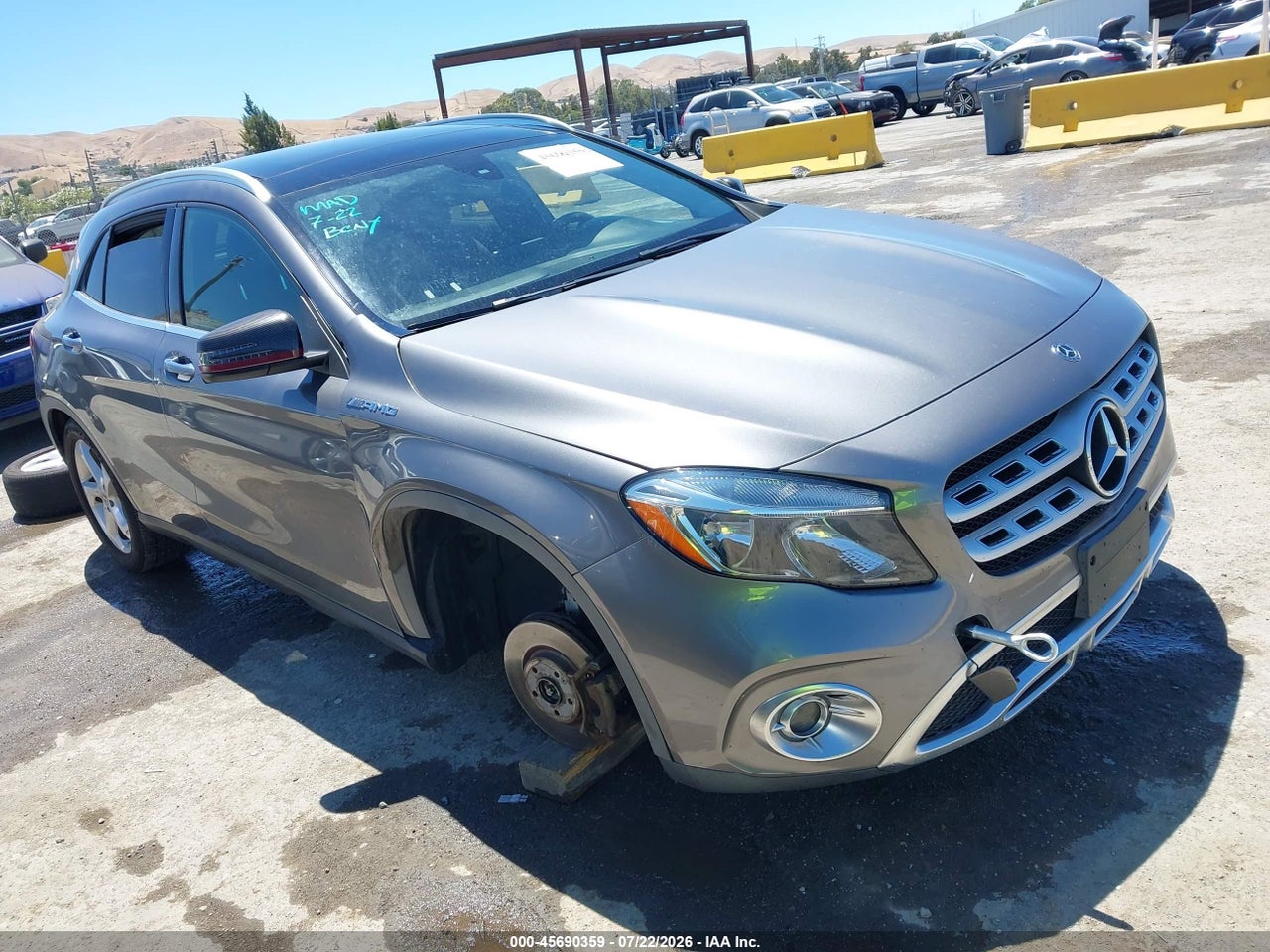 WDCTG4GB3LJ****** · 2020 MERCEDES-BENZ GLA 250 4MATIC