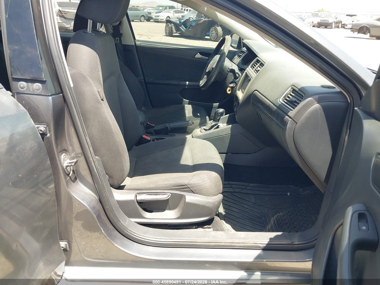 3VW2K7AJ9EM****** · 2014 VOLKSWAGEN JETTA 2.0L S · 5/11