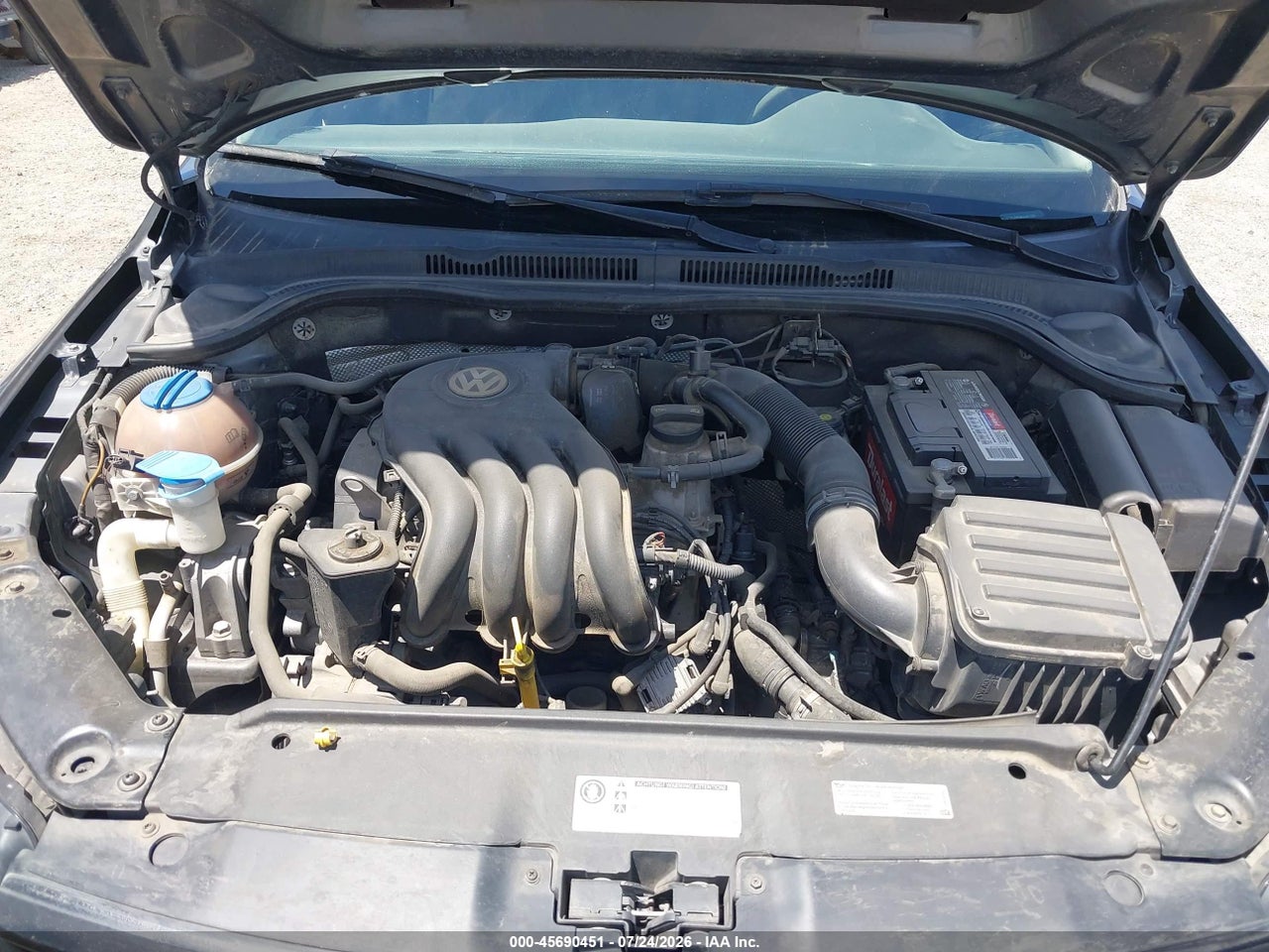 3VW2K7AJ9EM****** · 2014 VOLKSWAGEN JETTA 2.0L S · 10/11