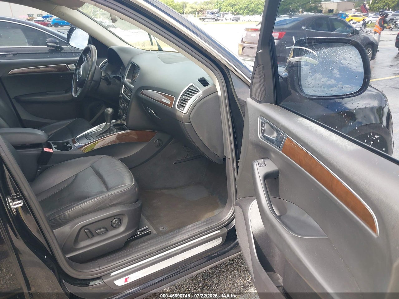 WA1DKAFP9CA****** · 2012 AUDI Q5 3.2 PREMIUM PLUS · 5/11
