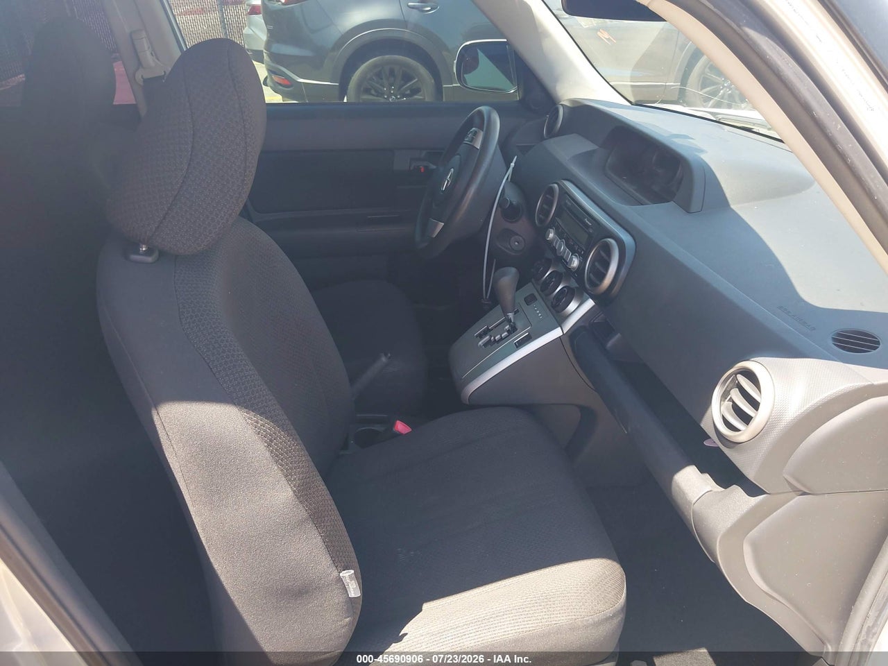2008 SCION XB · 5/11