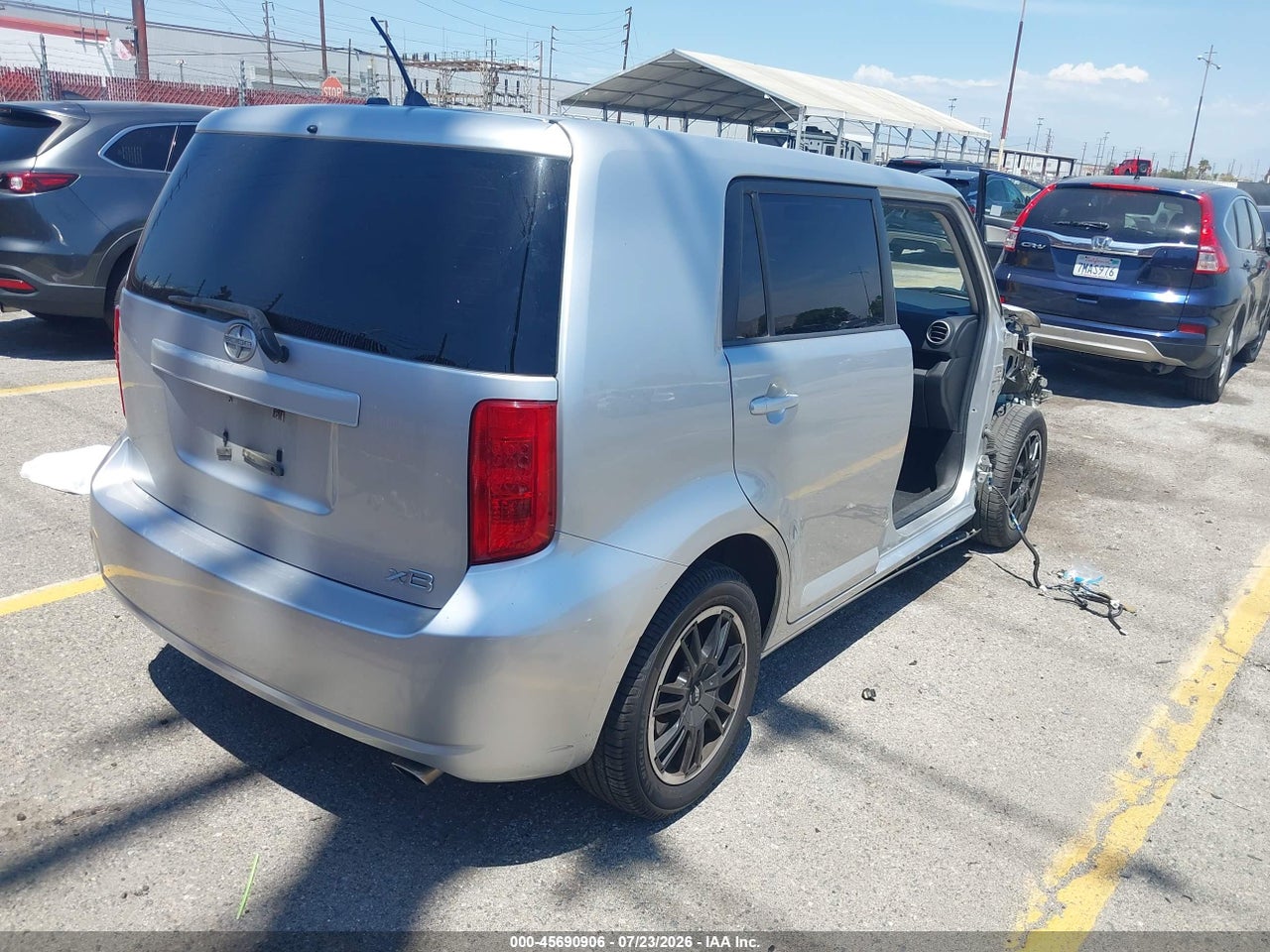 2008 SCION XB · 4/11