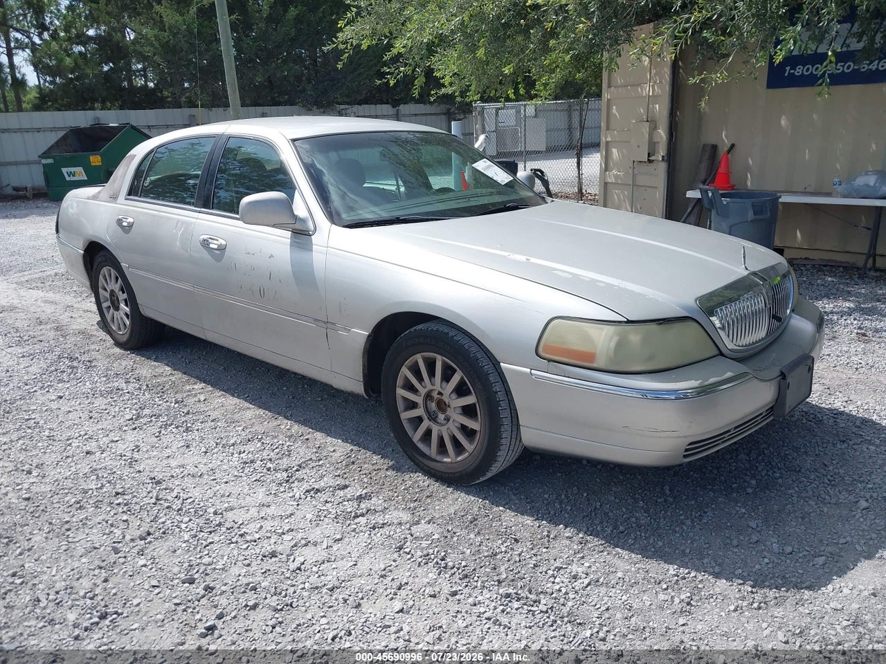 1LNHM81W17Y****** · 2007 LINCOLN TOWN CAR SIGNATURE