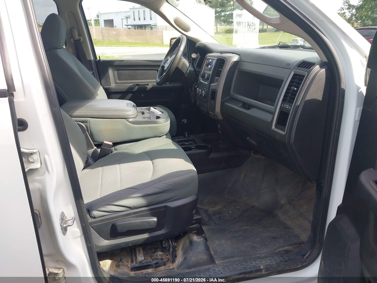 3C6TR5HT6FG****** · 2015 RAM 2500 TRADESMAN · 5/10
