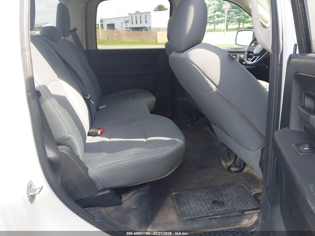 3C6TR5HT6FG****** · 2015 RAM 2500 TRADESMAN · 8/10