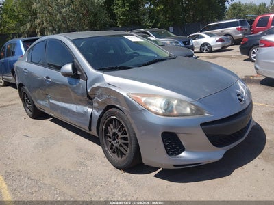 2013 MAZDA 3 I