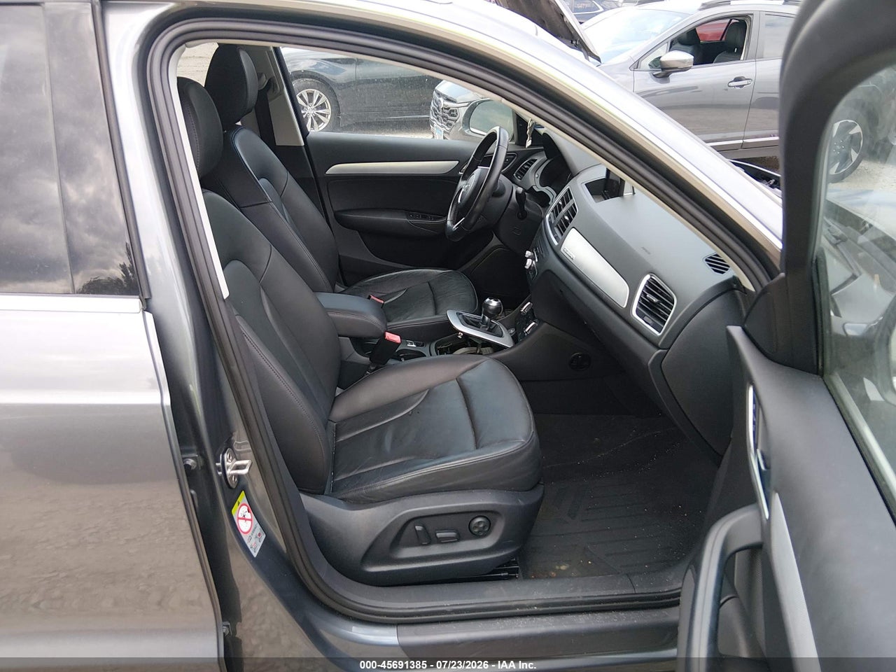 2015 AUDI Q3 2.0T PREMIUM PLUS · 5/11
