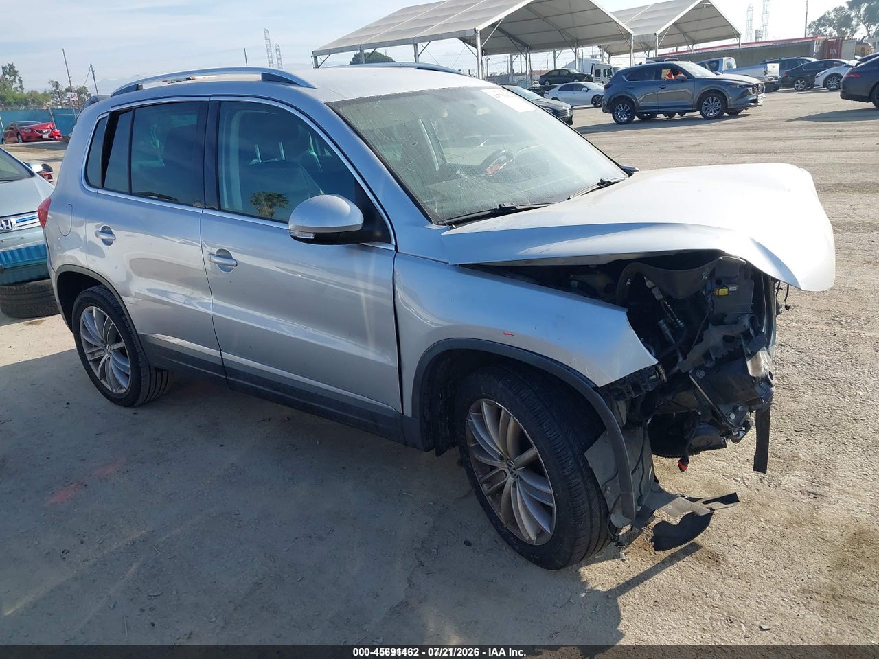 2012 VOLKSWAGEN TIGUAN SE