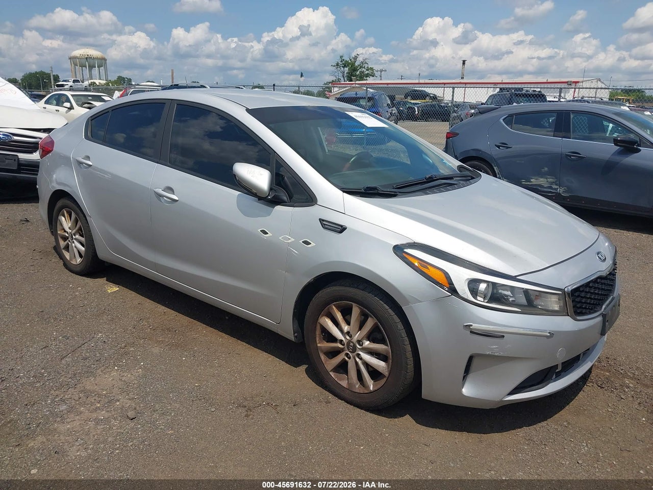 3KPFL4A75HE****** · 2017 KIA FORTE LX