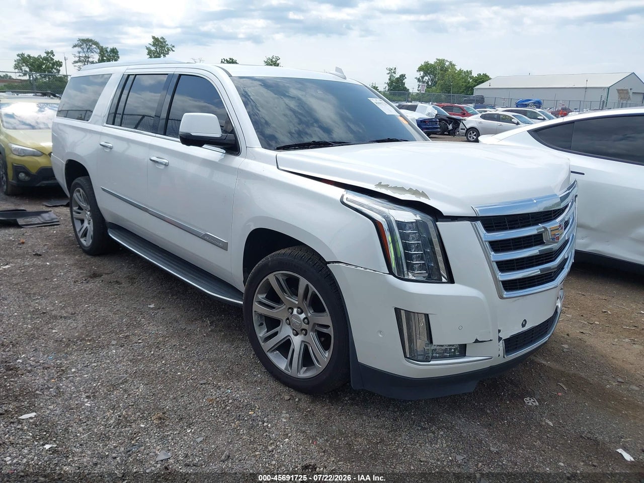 1GYS4HKJ7KR****** · 2019 CADILLAC ESCALADE ESV LUXURY