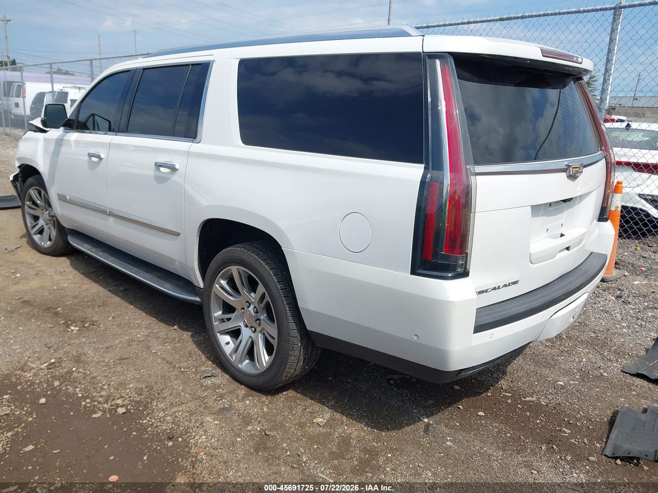 2019 CADILLAC ESCALADE ESV LUXURY · 3/11
