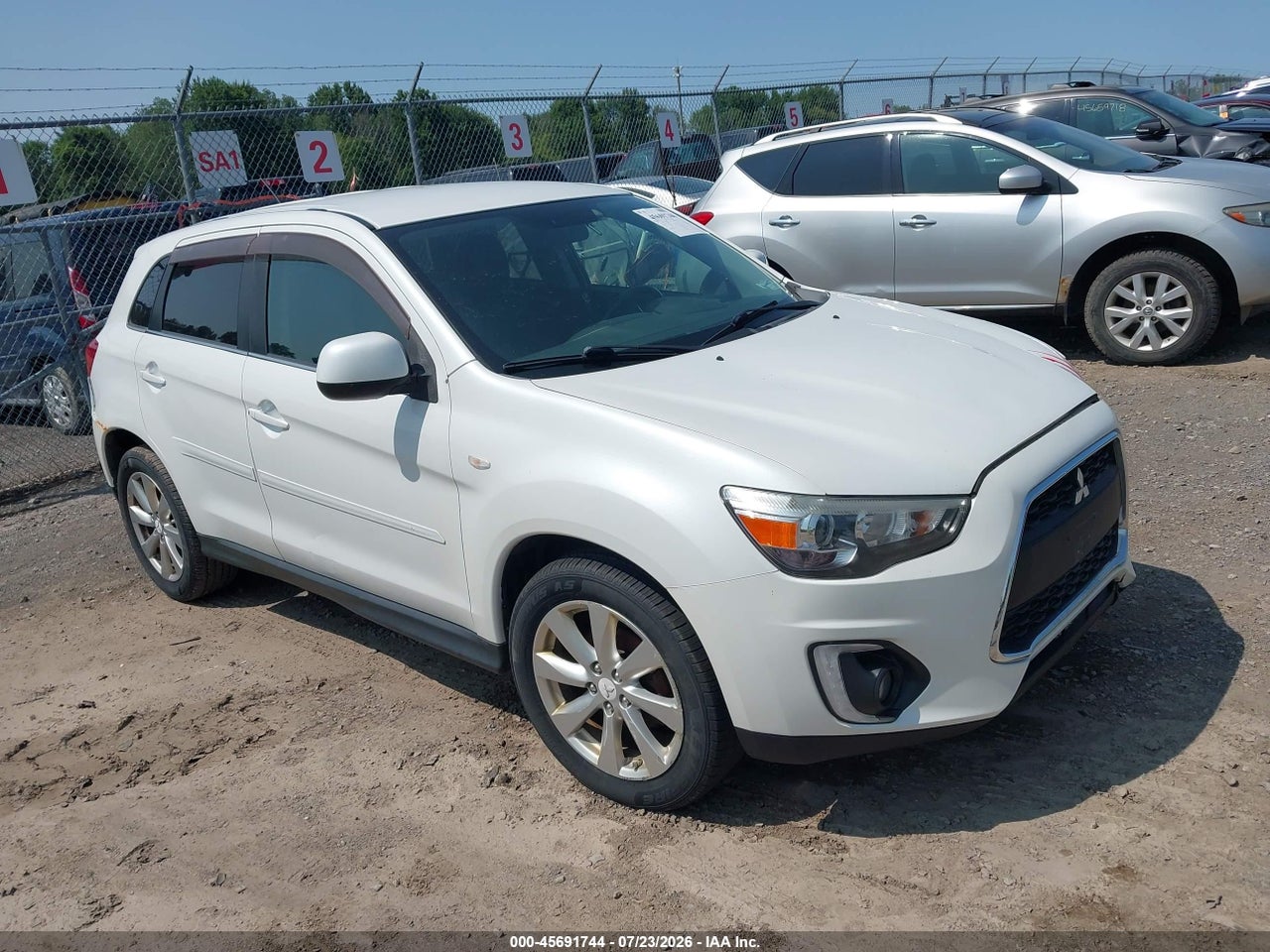 4A4AR4AU2FE****** · 2015 MITSUBISHI OUTLANDER SPORT SE