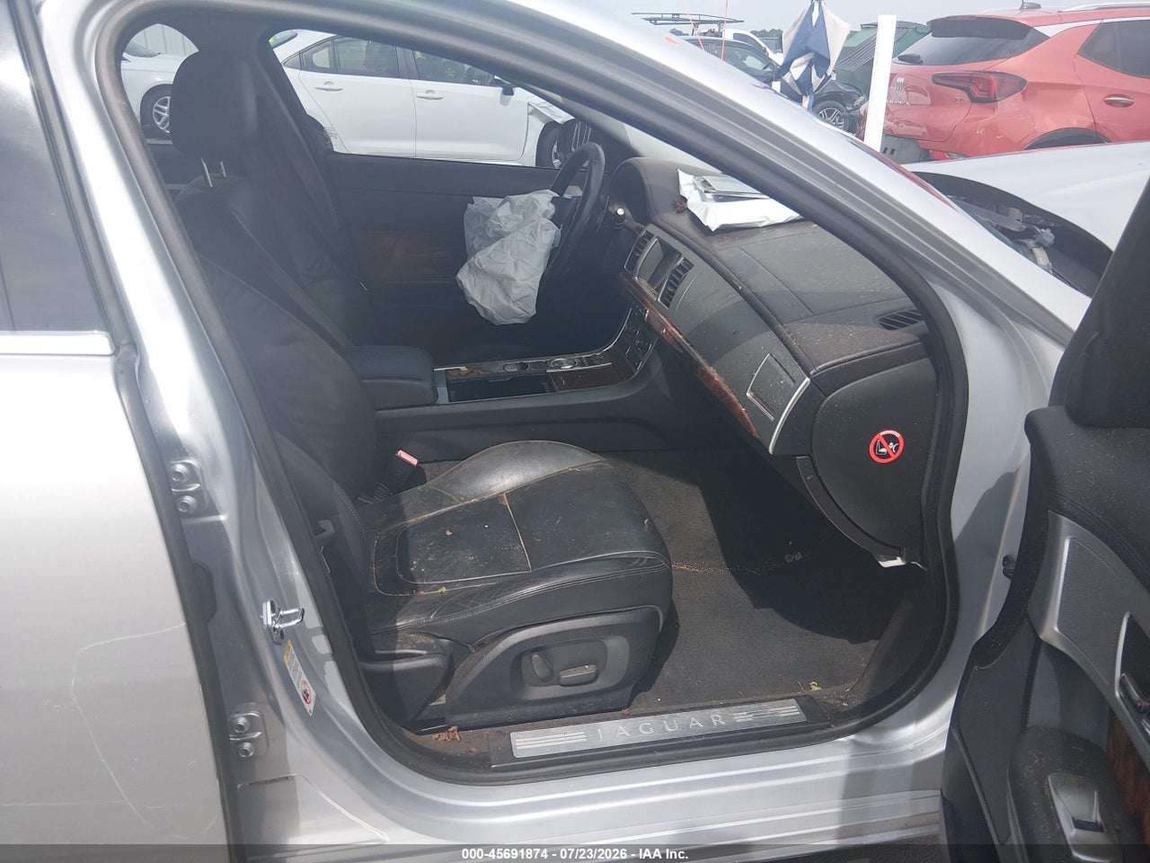 2012 JAGUAR XF · 5/10