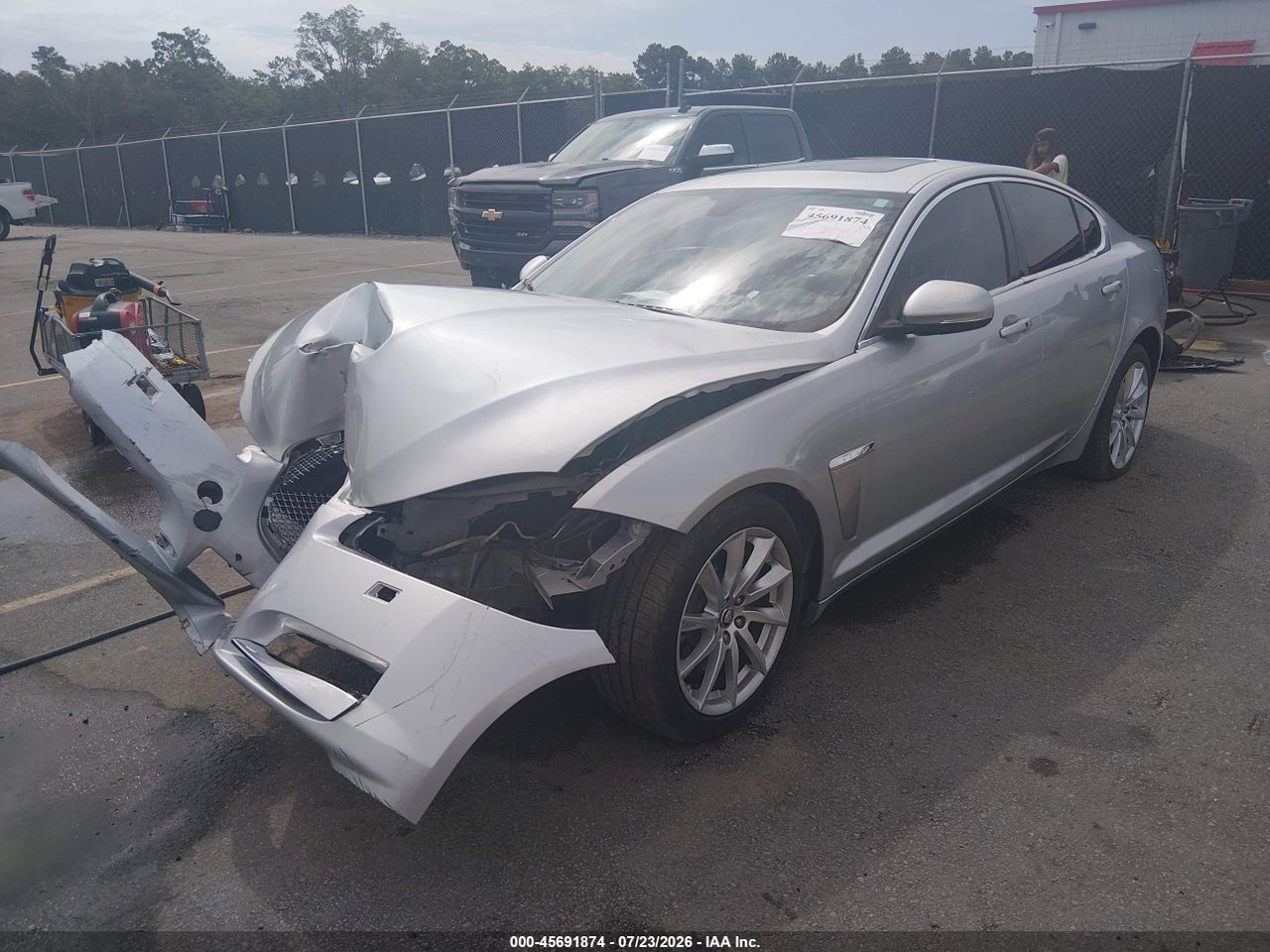 2012 JAGUAR XF · 2/10