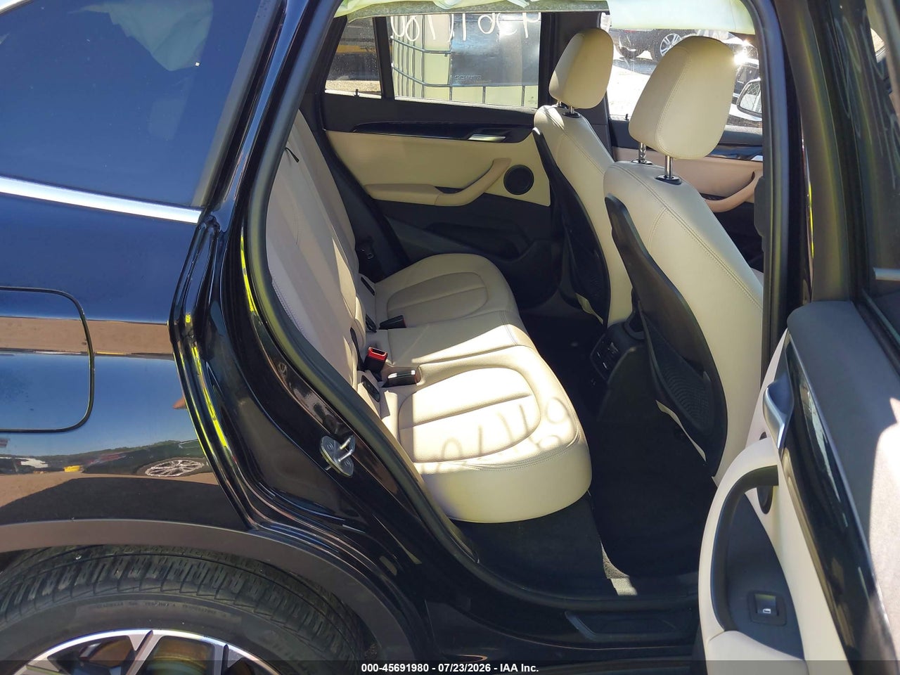 WBXJG7C02M5****** · 2021 BMW X1 SDRIVE28I · 8/11