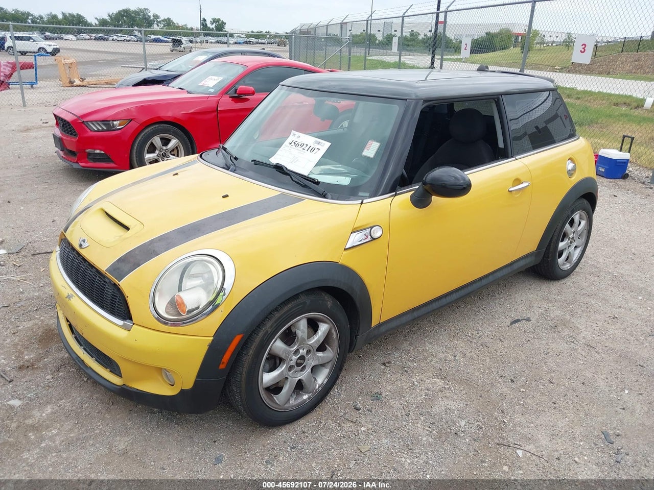 2009 MINI COOPER S · 2/11