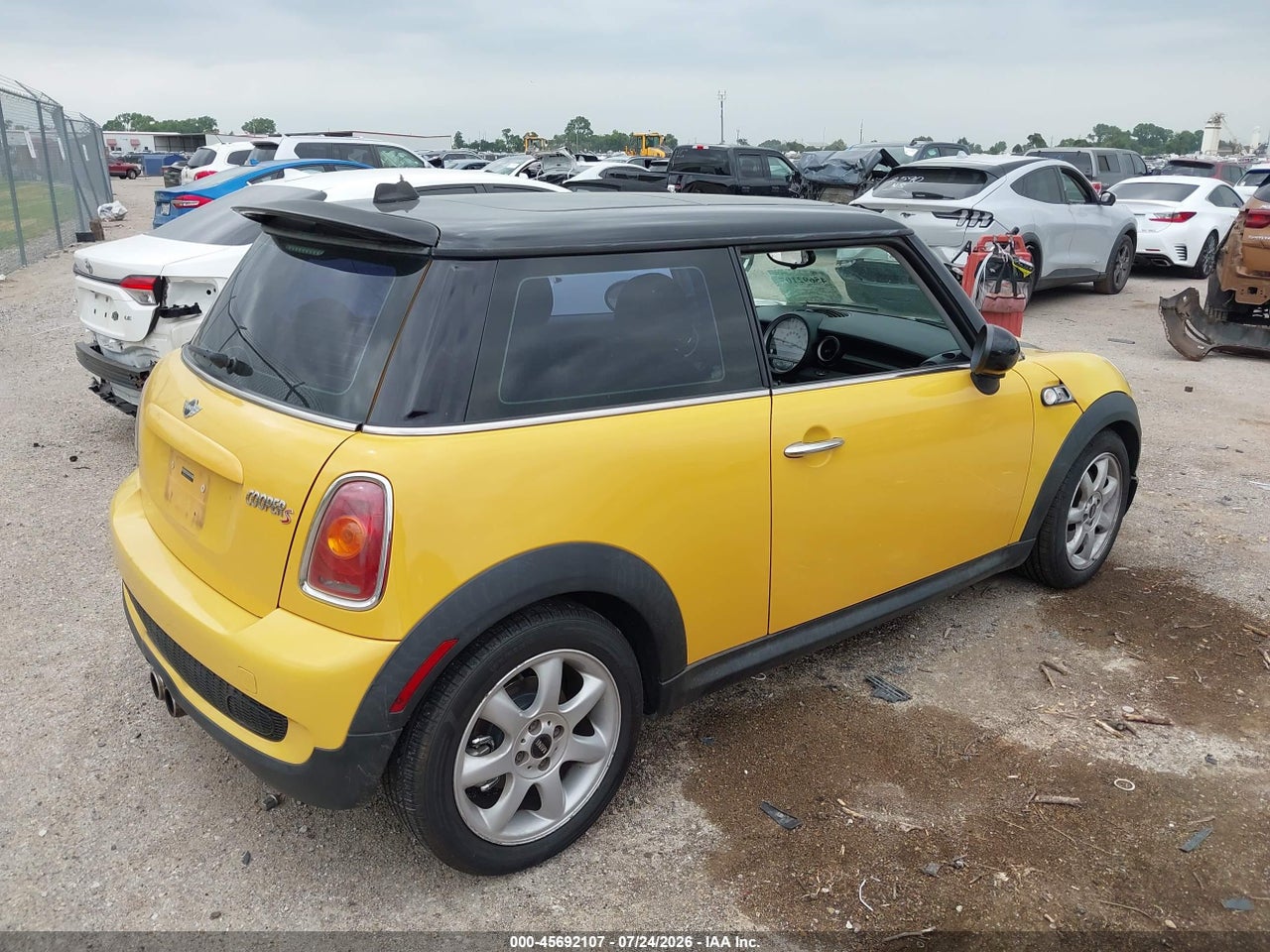 2009 MINI COOPER S · 4/11