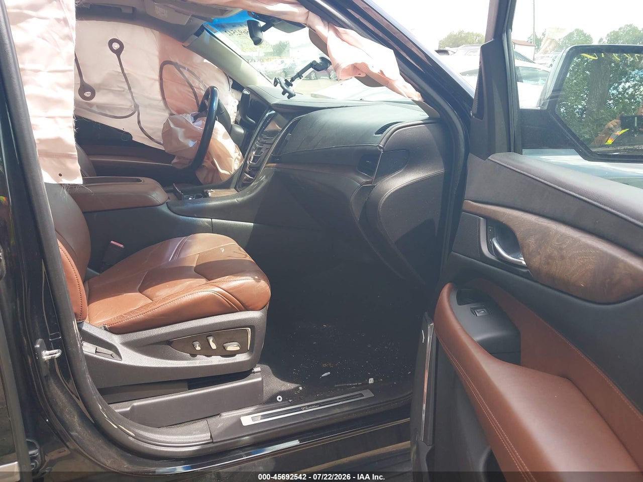 2015 CADILLAC ESCALADE ESV LUXURY · 5/11