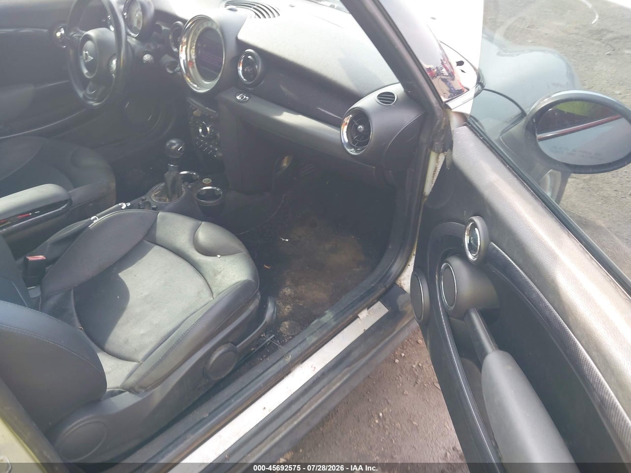 2012 MINI COOPER S · 5/11