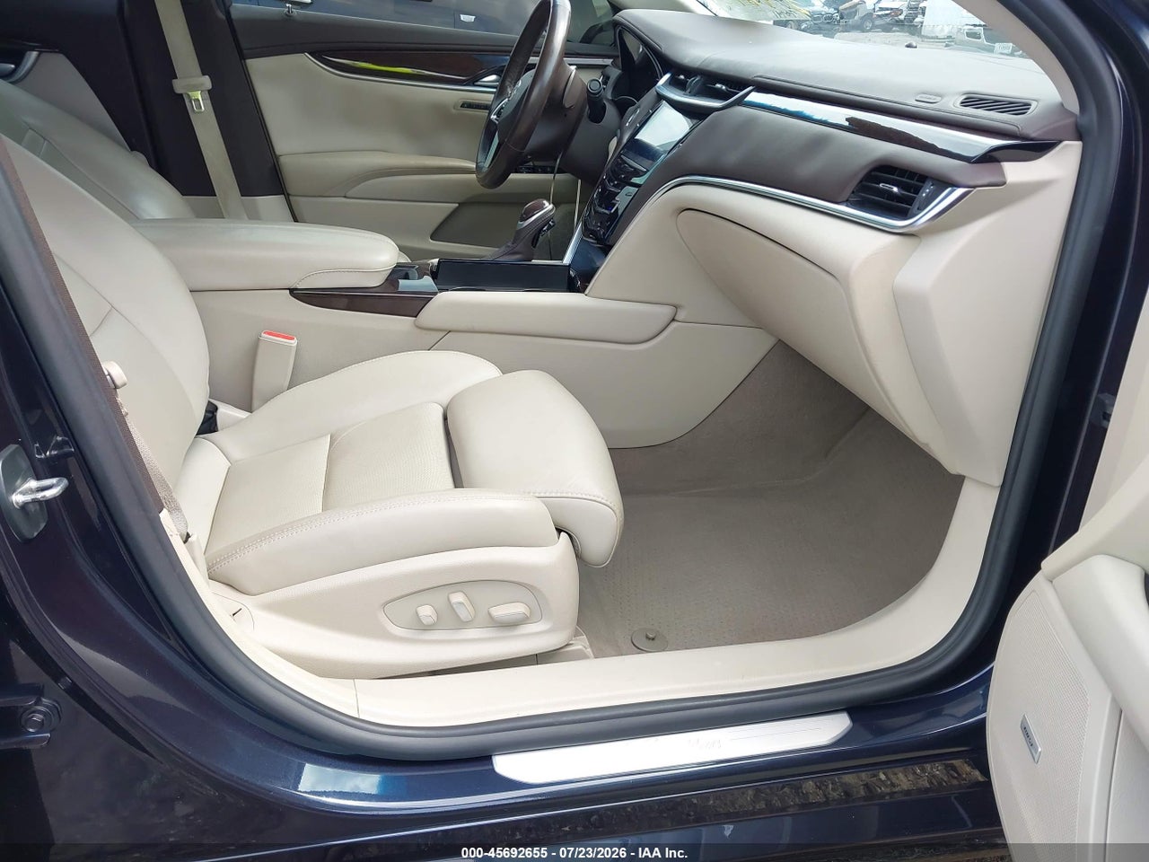 2014 CADILLAC XTS LUXURY · 5/11