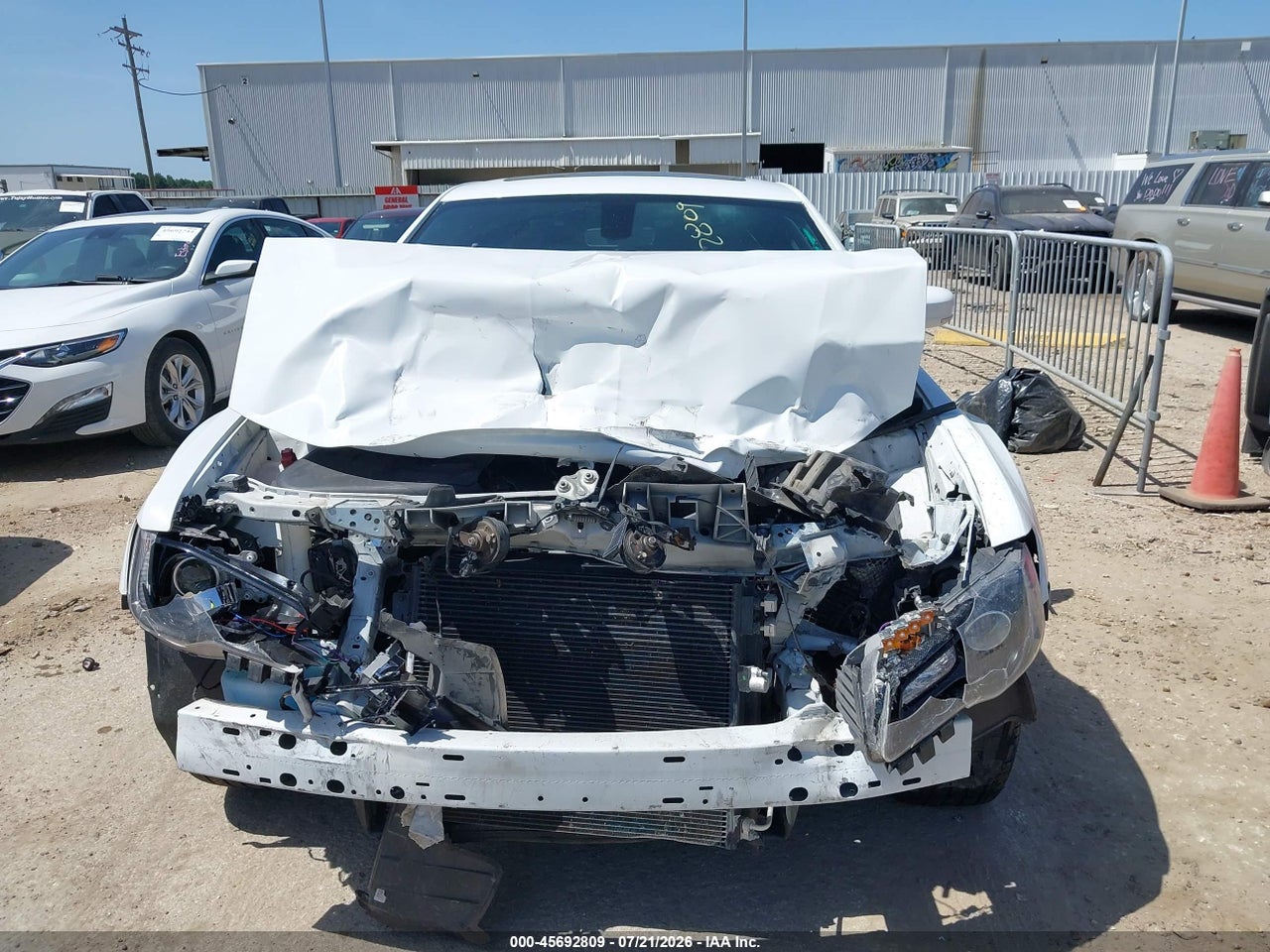 2023 CHRYSLER 300 300S · 6/11