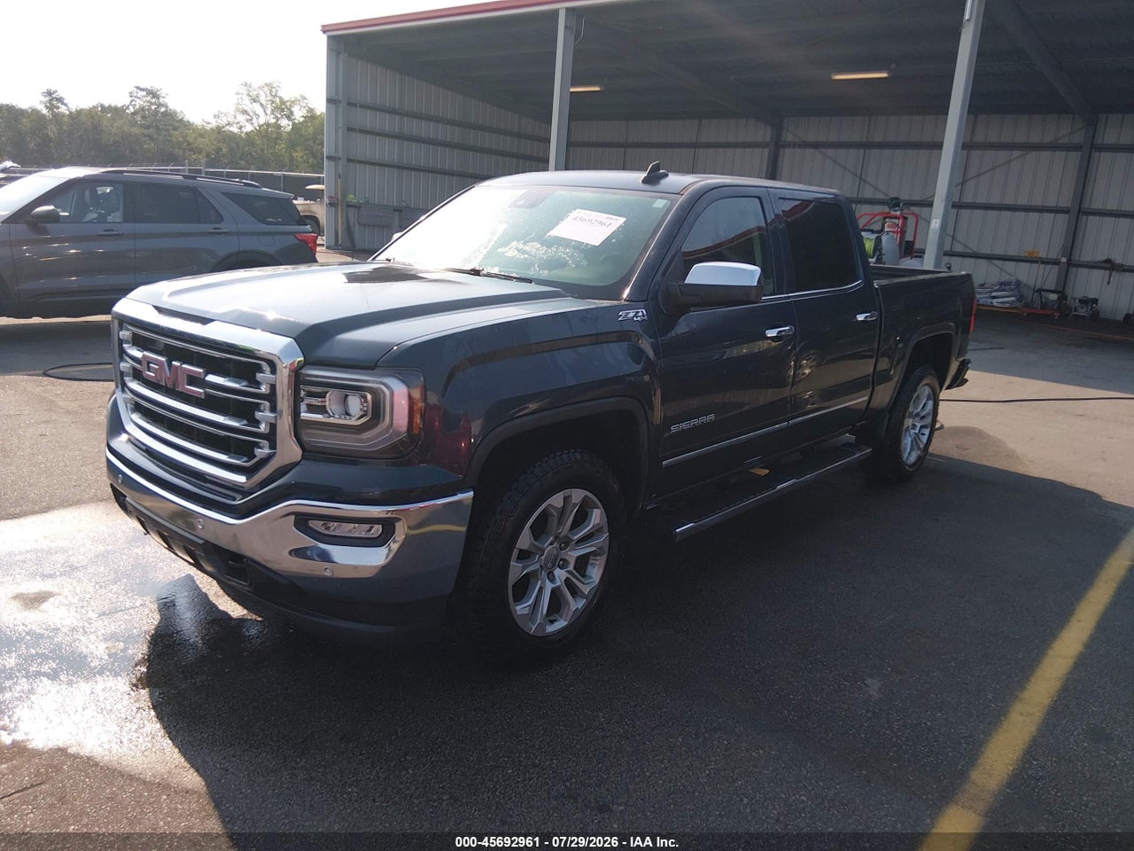 2017 GMC SIERRA 1500 SLT · 2/11