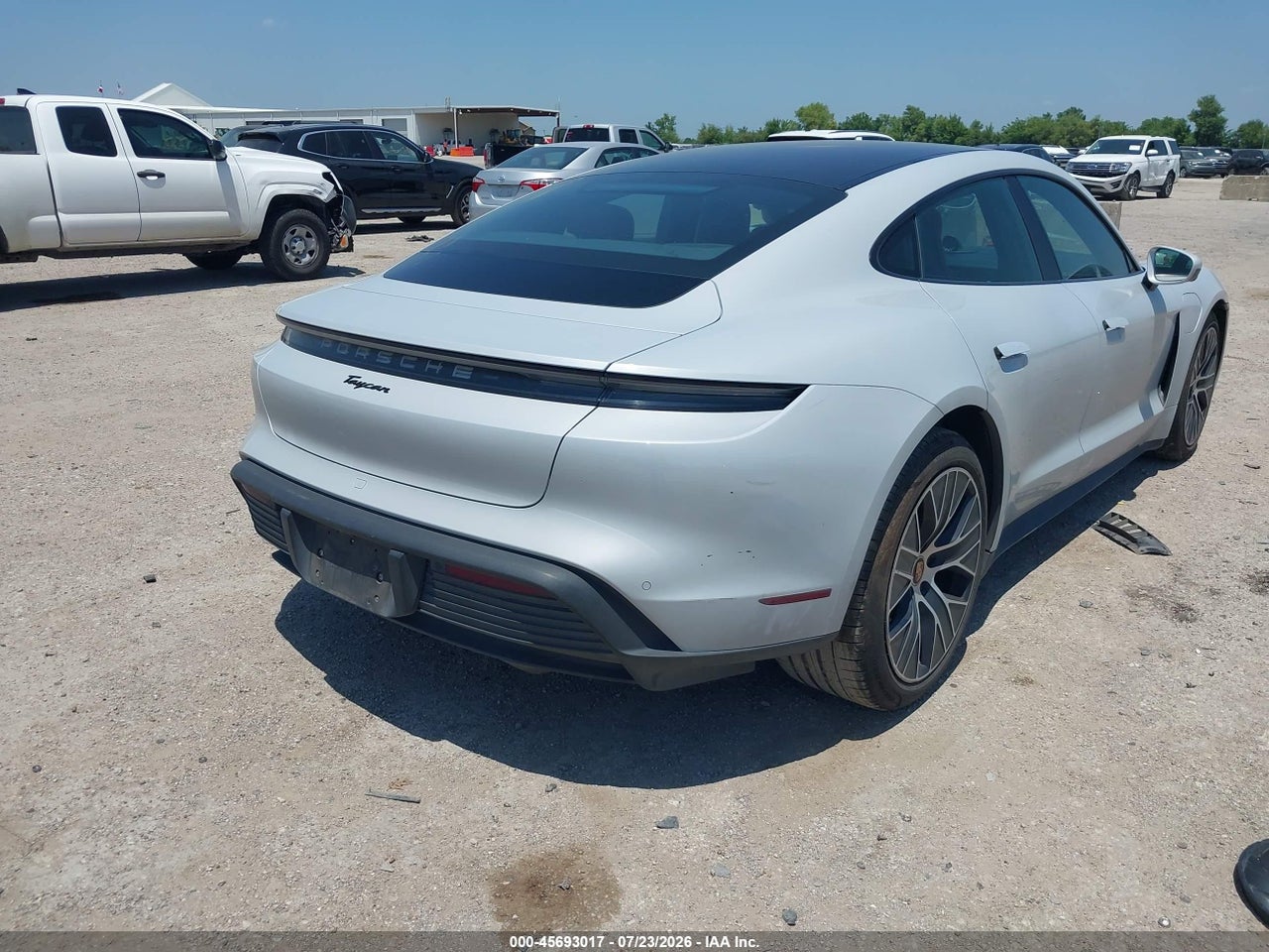 2022 PORSCHE TAYCAN · 4/11