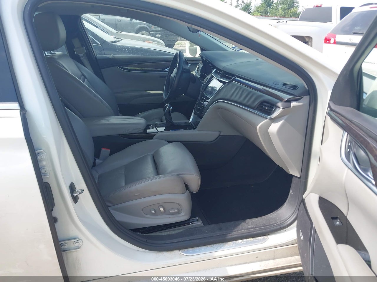 2013 CADILLAC XTS LUXURY · 5/11