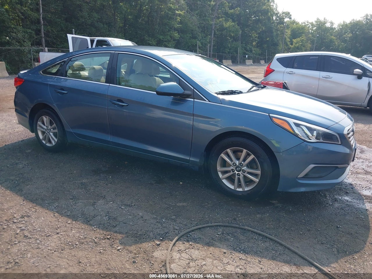 5NPE24AF5GH****** · 2016 HYUNDAI SONATA SE