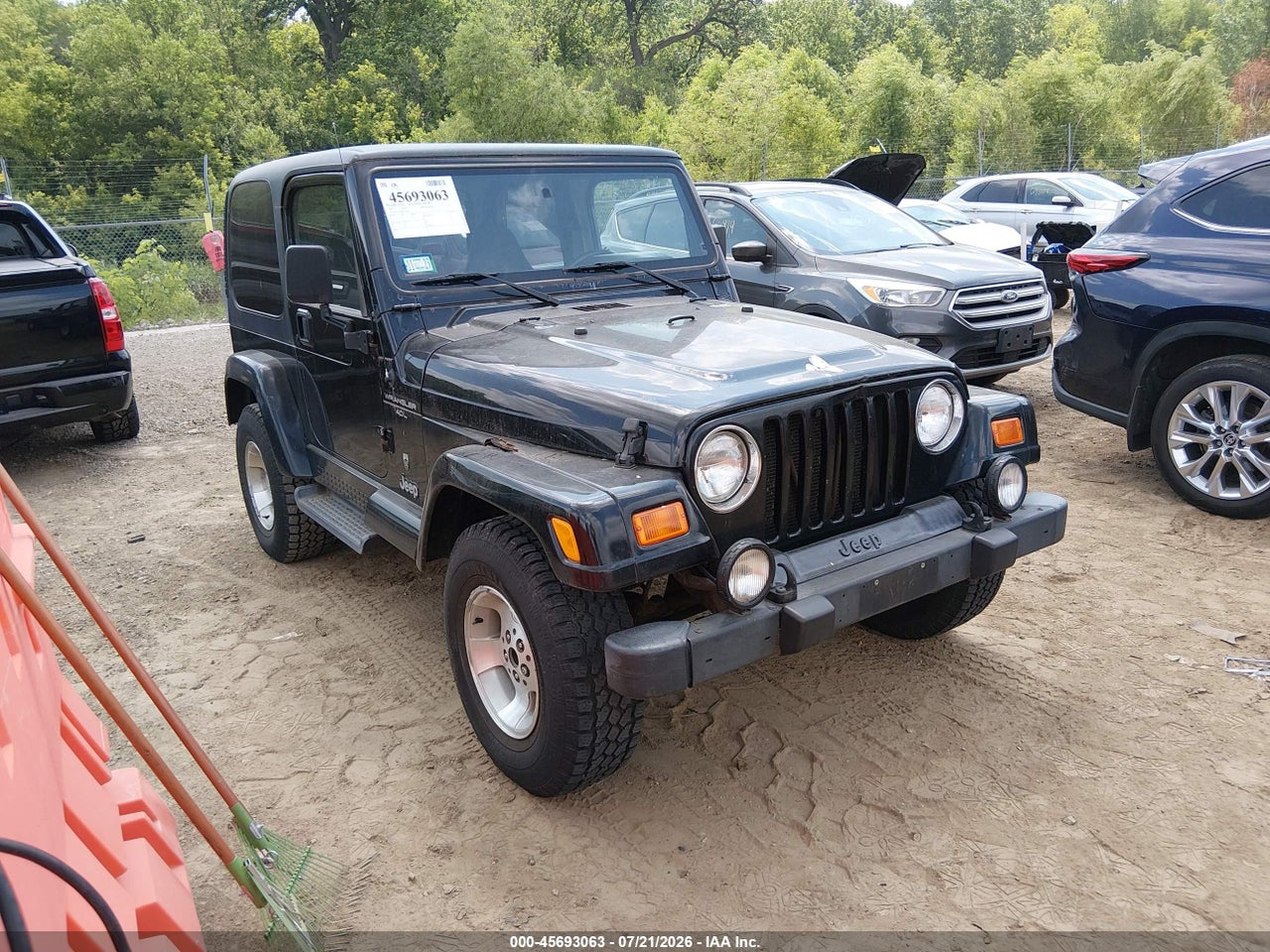 1J4FA49S51P****** · 2001 JEEP WRANGLER SPORT