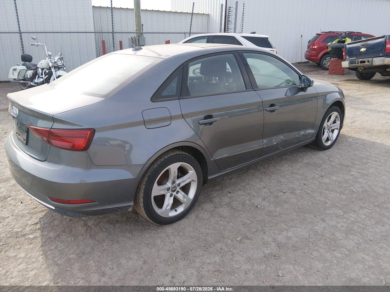 2017 AUDI A3 2.0T PREMIUM · 4/10