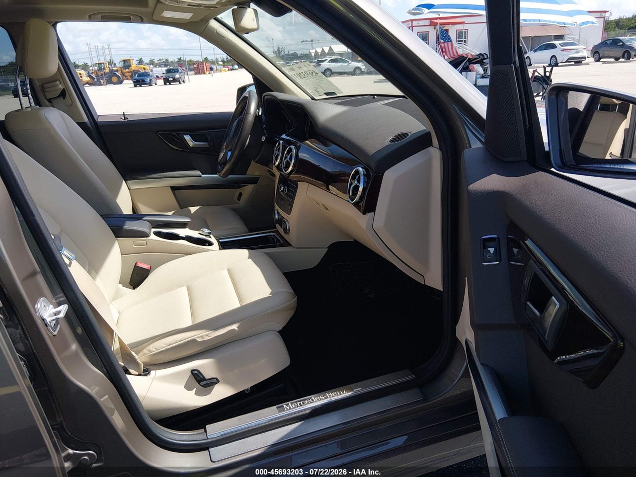 2014 MERCEDES-BENZ GLK 350 · 5/11