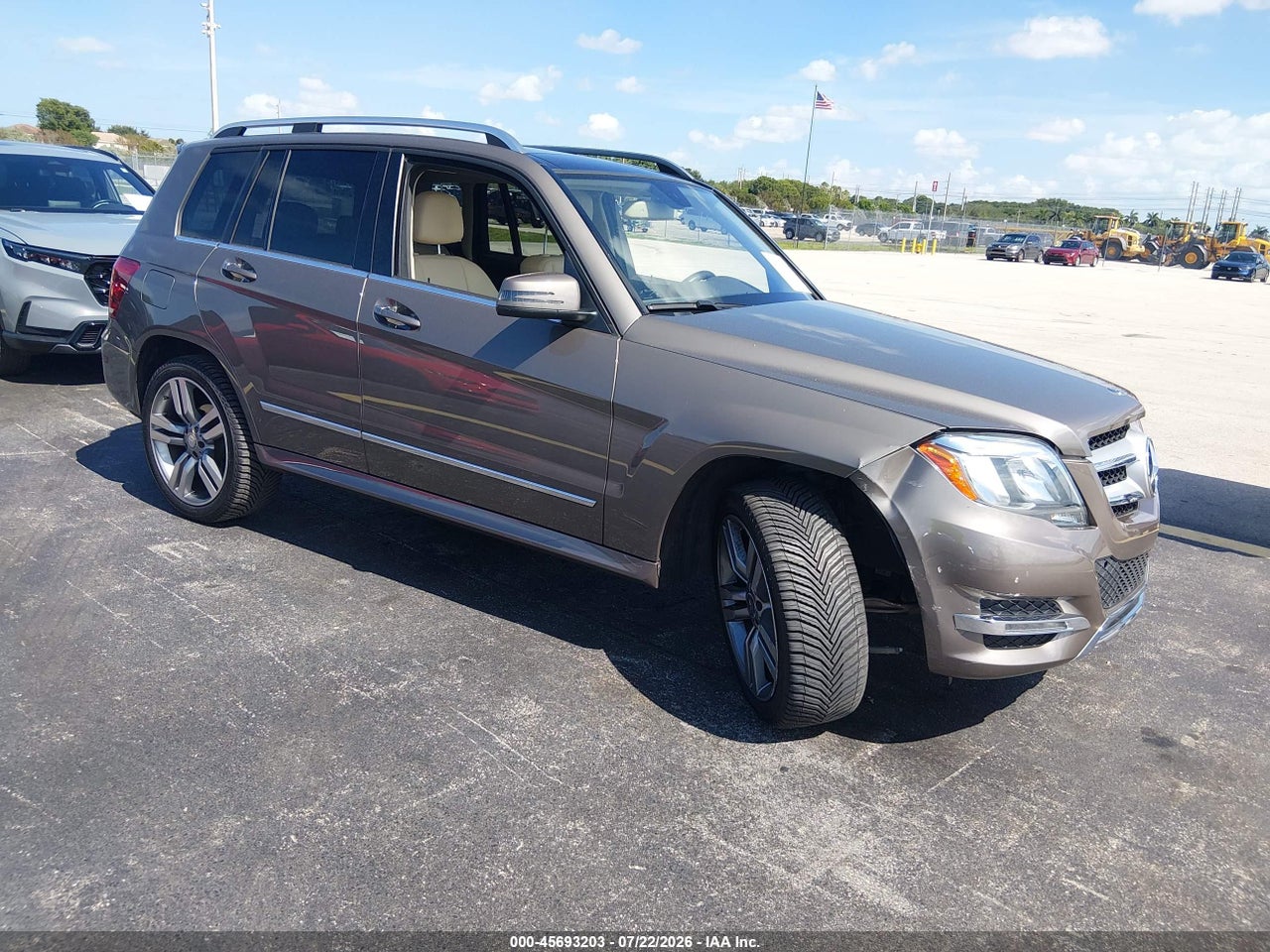 WDCGG5HB6EG****** · 2014 MERCEDES-BENZ GLK 350